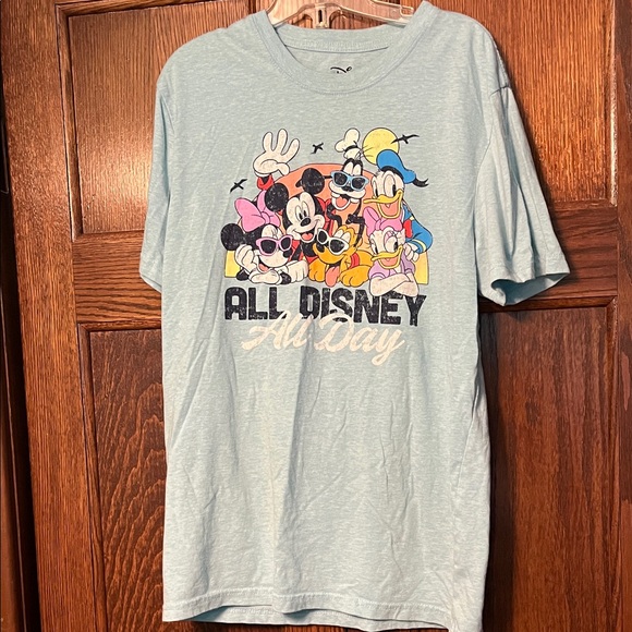 Disney young men’s small Blue T-Shirt with Character Graphic - Picture 1 of 4